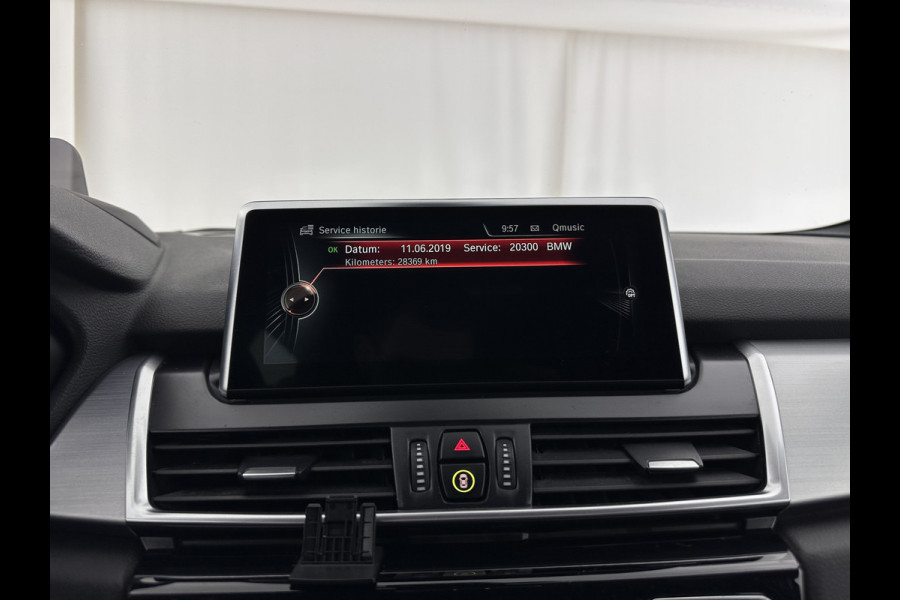 BMW 2 Serie Active Tourer 216d Corporate Lease High Executive Aut. *HEAD-UP | LEATHER | FULL-LED | HEATED-COMFORTSEATS | NAVI-FULLMAP | ECC | PDC | CRUISE | 18''ALU*