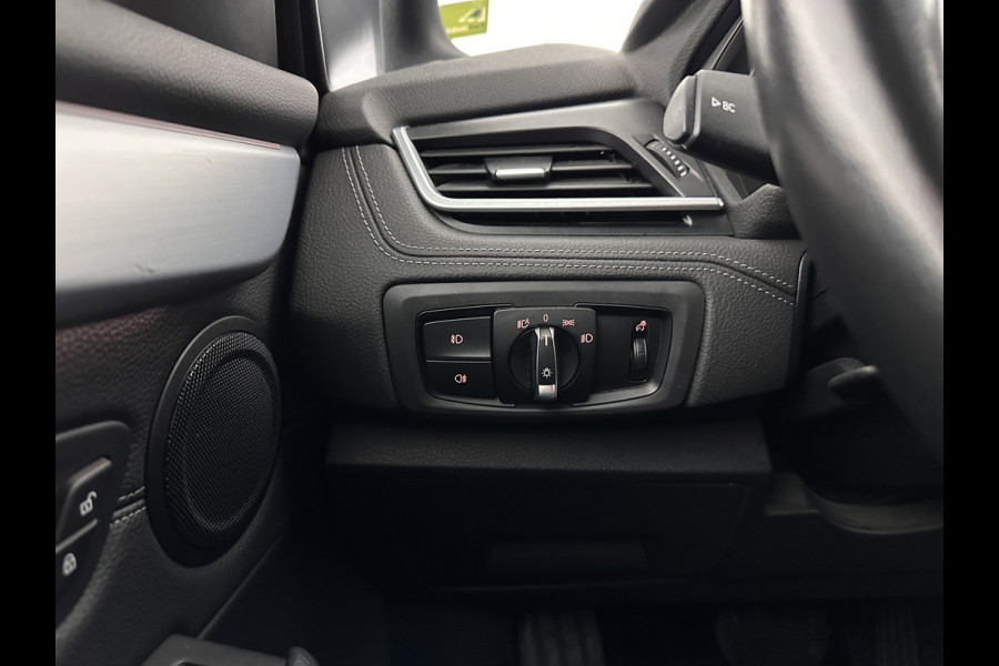 BMW 2 Serie Active Tourer 216d Corporate Lease High Executive Aut. *HEAD-UP | LEATHER | FULL-LED | HEATED-COMFORTSEATS | NAVI-FULLMAP | ECC | PDC | CRUISE | 18''ALU*