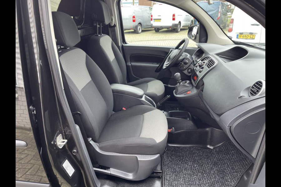 Renault Kangoo 1.5 Blue dCi 95 Work Edition / vaste prijs rijklaar € 13.950 ex btw / bpm vrij / euro 6 / 12.515 km NAP! / 6 versnellingen / trekhaak / airco / cruise / zwart metallic