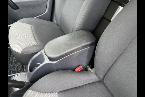 Renault Kangoo 1.5 Blue dCi 95 Work Edition / vaste prijs rijklaar € 13.950 ex btw / bpm vrij / euro 6 / 12.515 km NAP! / 6 versnellingen / trekhaak / airco / cruise / zwart metallic