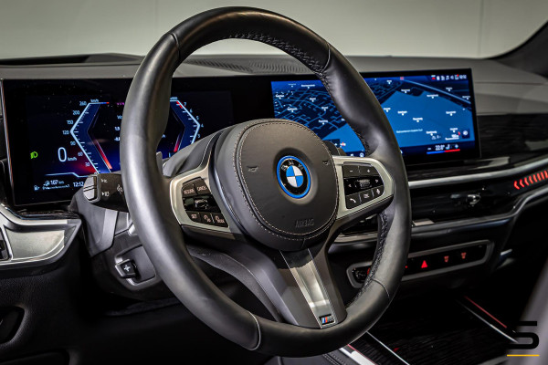 BMW X5 XDrive50e|M-sport Pro|Fis €99.000,-|Comfort stoel|H&K