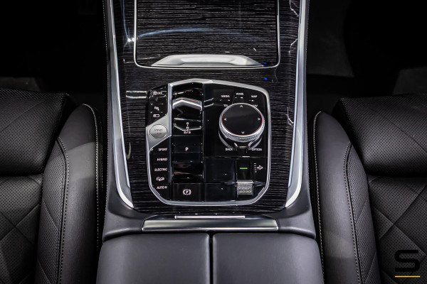 BMW X5 XDrive50e|M-sport Pro|Fis €99.000,-|Comfort stoel|H&K