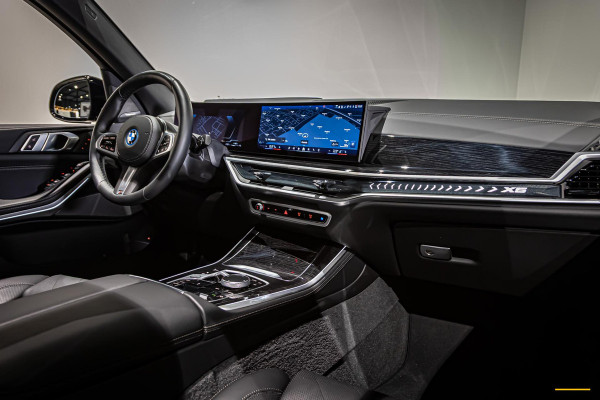 BMW X5 XDrive50e|M-sport Pro|Fis €99.000,-|Comfort stoel|H&K