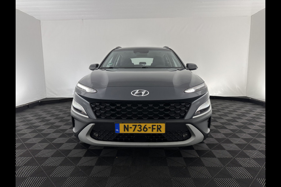 Hyundai Kona 1.6 GDI HEV Comfort Smart (INCL-BTW) Aut. *NAVI-FULLMAP | DIGI-COCKPIT | ADAPTIVE-CRUISE | | KEYLESS | CAMERA | HEAD-UP | SHIFT-PADDLES | DAB | COMFORT-SEATS | 16 "ALU*