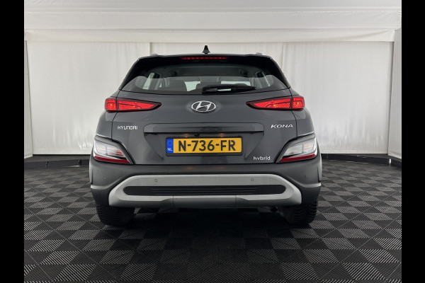 Hyundai Kona 1.6 GDI HEV Comfort Smart (INCL-BTW) Aut. *NAVI-FULLMAP | DIGI-COCKPIT | ADAPTIVE-CRUISE | | KEYLESS | CAMERA | HEAD-UP | SHIFT-PADDLES | DAB | COMFORT-SEATS | 16 "ALU*