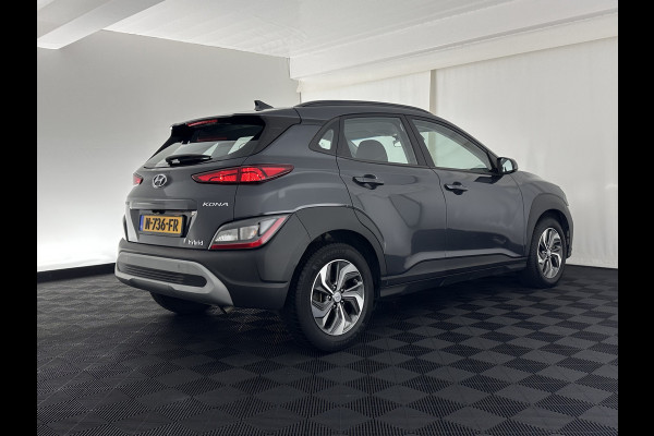 Hyundai Kona 1.6 GDI HEV Comfort Smart (INCL-BTW) Aut. *NAVI-FULLMAP | DIGI-COCKPIT | ADAPTIVE-CRUISE | | KEYLESS | CAMERA | HEAD-UP | SHIFT-PADDLES | DAB | COMFORT-SEATS | 16 "ALU*