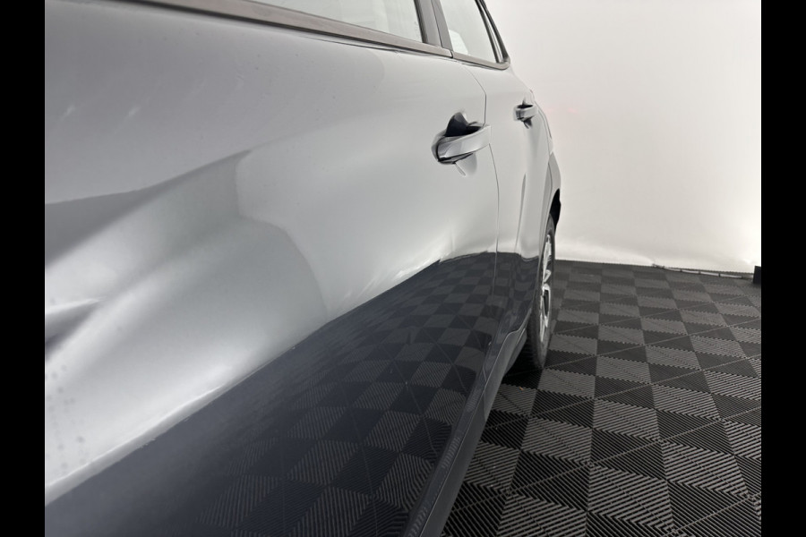 Hyundai Kona 1.6 GDI HEV Comfort Smart (INCL-BTW) Aut. *NAVI-FULLMAP | DIGI-COCKPIT | ADAPTIVE-CRUISE | | KEYLESS | CAMERA | HEAD-UP | SHIFT-PADDLES | DAB | COMFORT-SEATS | 16 "ALU*