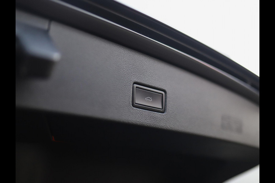 Volkswagen T-Roc 1.5 TSI Sport Business R -Line | Camera | Virtual Cockpit | Keyless