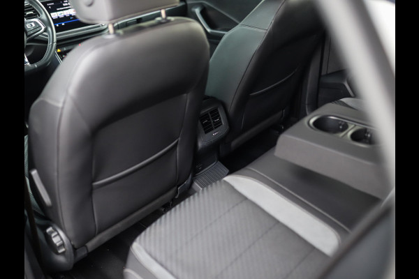 Volkswagen T-Roc 1.5 TSI Sport Business R -Line | Camera | Virtual Cockpit | Keyless