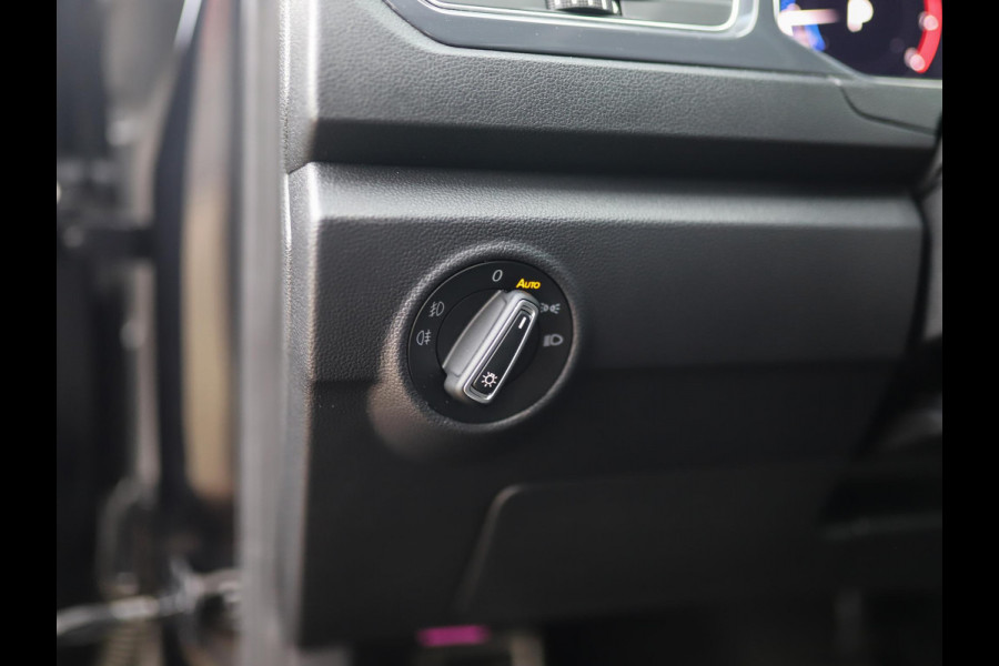 Volkswagen T-Roc 1.5 TSI Sport Business R -Line | Camera | Virtual Cockpit | Keyless