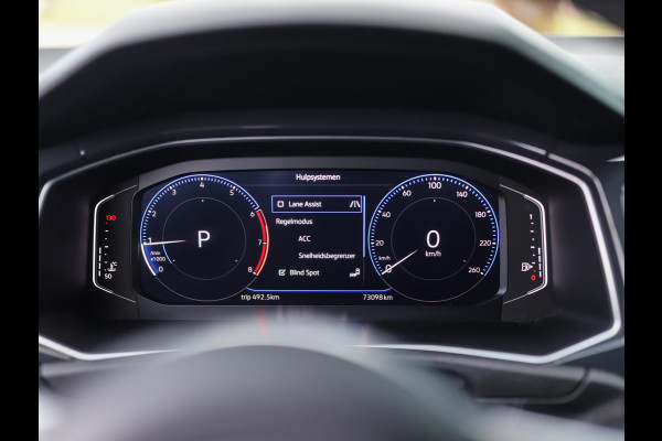 Volkswagen T-Roc 1.5 TSI Sport Business R -Line | Camera | Virtual Cockpit | Keyless