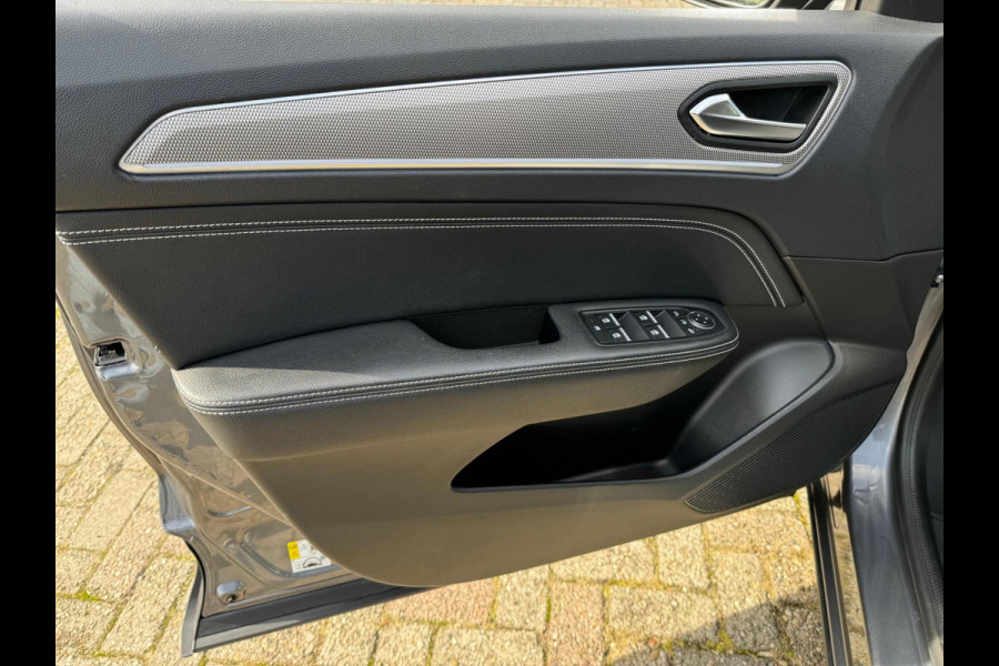 Renault Arkana 1.6 E-Tech Hybrid 145 Intens Virtual cockpit / Adapt cruise / Groot navi / Pensoren & camera