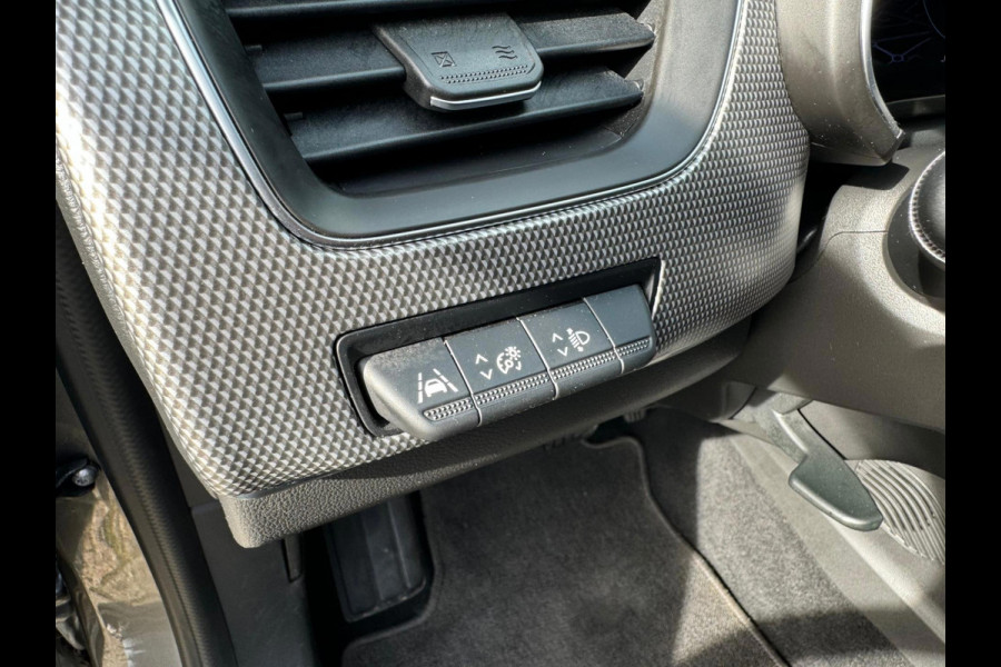 Renault Arkana 1.6 E-Tech Hybrid 145 Intens Virtual cockpit / Adapt cruise / Groot navi / Pensoren & camera