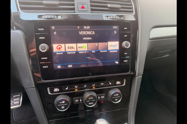 Volkswagen Golf 1.5 TSI Highline 7.5 DSG Join Stoelverw Clima Parkpilot Xenon Front assist