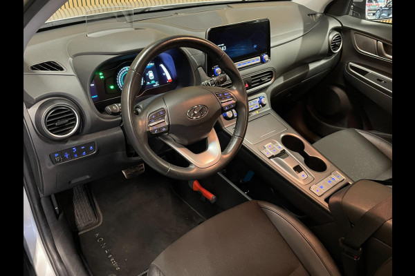 Hyundai Kona EV Fashion 64 kWh|100% SOH|FACELIFT|3-FASE|1/2 LEDER|ACC|NAVI|CAMERA|CARPLAY|STOELVERW|NAVI|ORG.NL|NAP|1e EIG.|IN.BTW