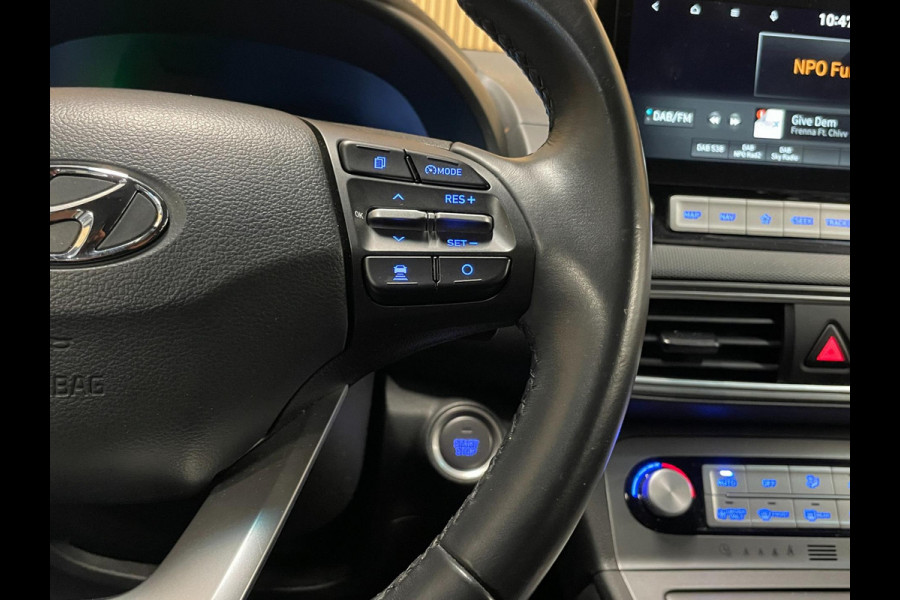 Hyundai Kona EV Fashion 64 kWh|100% SOH|FACELIFT|3-FASE|1/2 LEDER|ACC|NAVI|CAMERA|CARPLAY|STOELVERW|NAVI|ORG.NL|NAP|1e EIG.|IN.BTW
