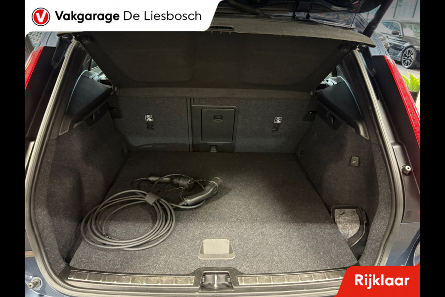 Volvo XC40 1.5 T4 Recharge Inscription / panoramadak /360 camera / leder / Harman-Kardon / trekhaak