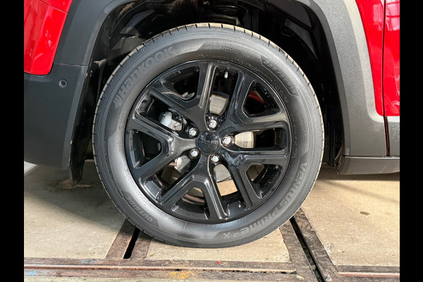 Jeep Renegade 1.4 MultiAir Night Eagle II Limited Automaat | Trekhaak | Navigatie | Adaptive Cruise Control | PDC voor + achter