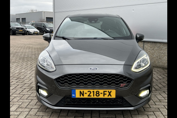 Ford Fiesta 1.5 EcoB. ST DEALERONDERHOUDEN! RECARO! MILLTEK! B&O! WINTERPACK