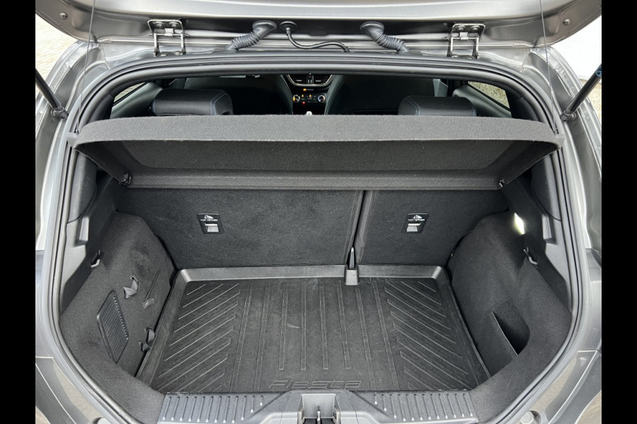 Ford Fiesta 1.5 EcoB. ST DEALERONDERHOUDEN! RECARO! MILLTEK! B&O! WINTERPACK