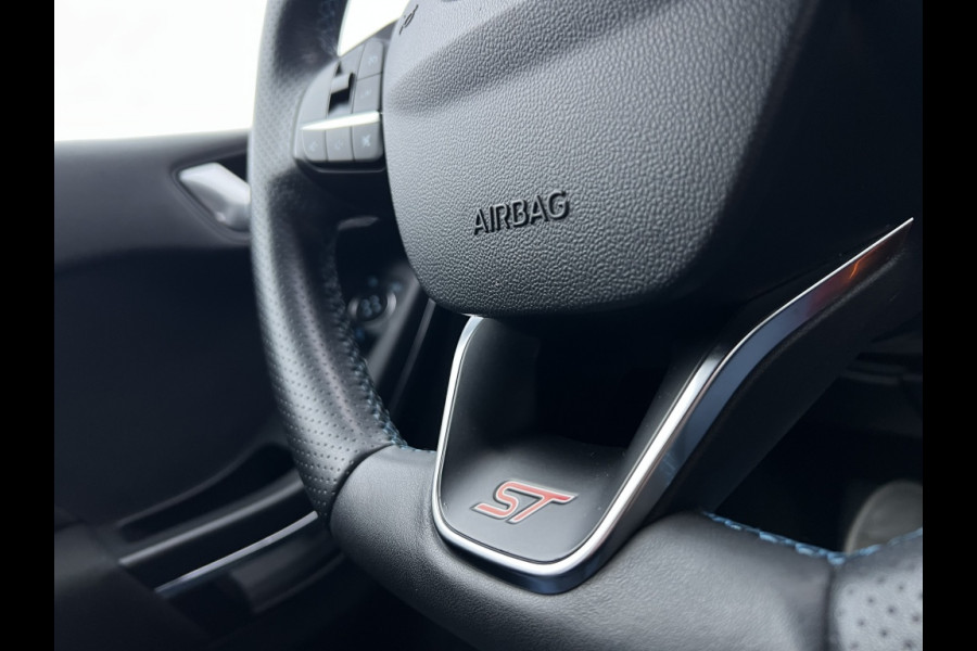 Ford Fiesta 1.5 EcoB. ST DEALERONDERHOUDEN! RECARO! MILLTEK! B&O! WINTERPACK