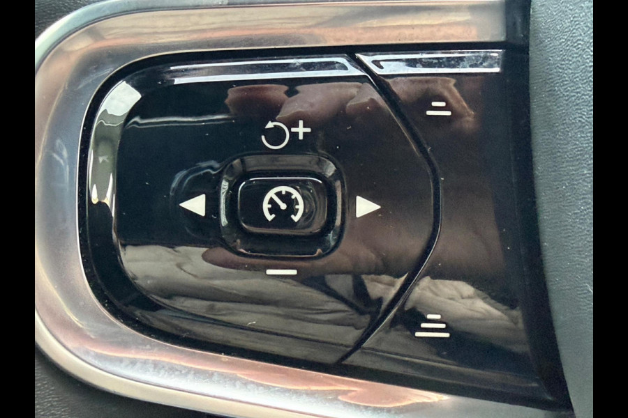 Polestar 2 Long Range Dual Motor 409 pk Launch Edition 78kWh, panoramadak, 20 inch, 1 e eigenaar, NL auto met nap