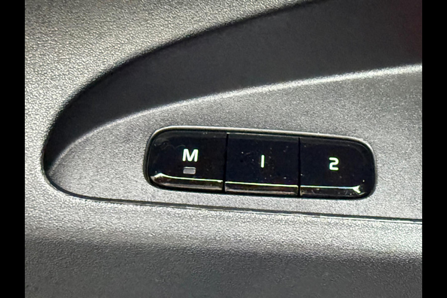 Polestar 2 Long Range Dual Motor 409 pk Launch Edition 78kWh, panoramadak, 20 inch, 1 e eigenaar, NL auto met nap