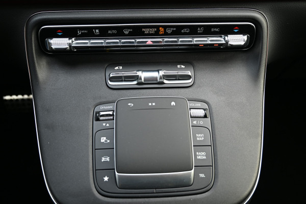 Mercedes-Benz V-Klasse 300d AMG L2 DC AMG pakket, Easy pakket, Winter pakket, Etc.