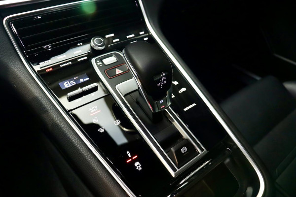 Porsche Panamera Sport Turismo 2.9 4 E-H KRIJT|PANO|18weg|PDLS+|Sportuit