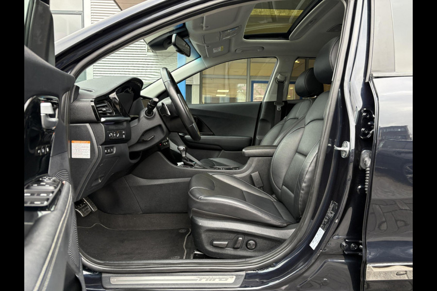 Kia Niro 1.6 GDi PHEV ExecutiveLine | Trekhaak | Leder | Schuifdak | Stoelverwarming/koeling |  Adaptive cruise control | JBL audio | Geheugenstoelen | Camera