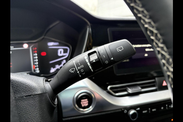 Kia Niro 1.6 GDi PHEV ExecutiveLine | Trekhaak | Leder | Schuifdak | Stoelverwarming/koeling |  Adaptive cruise control | JBL audio | Geheugenstoelen | Camera