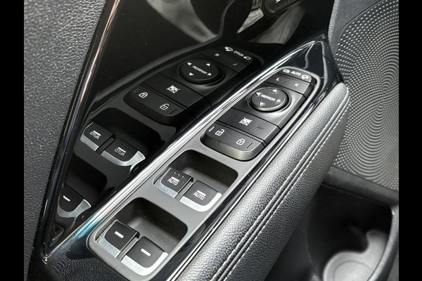 Kia Niro 1.6 GDi PHEV ExecutiveLine | Trekhaak | Leder | Schuifdak | Stoelverwarming/koeling |  Adaptive cruise control | JBL audio | Geheugenstoelen | Camera