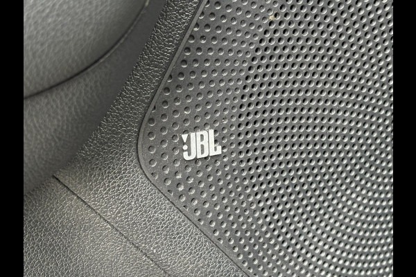 Kia Niro 1.6 GDi PHEV ExecutiveLine | Trekhaak | Leder | Schuifdak | Stoelverwarming/koeling |  Adaptive cruise control | JBL audio | Geheugenstoelen | Camera