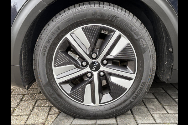 Kia Niro 1.6 GDi PHEV ExecutiveLine | Trekhaak | Leder | Schuifdak | Stoelverwarming/koeling |  Adaptive cruise control | JBL audio | Geheugenstoelen | Camera