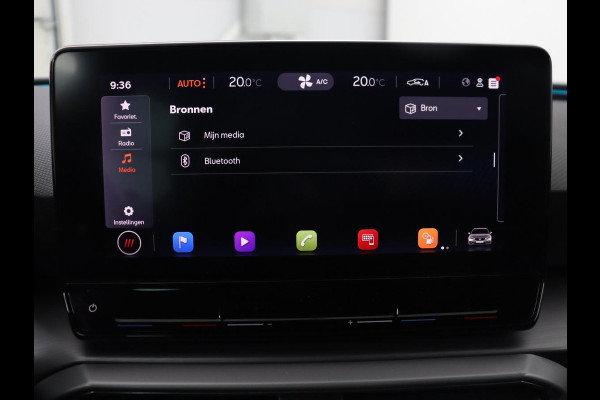 Seat Leon 1.5 TSI FR Launch Edition | Trekhaak | Adaptive cruise | Sfeerverlichting | Carplay | Navigatie | Full LED | 18'' | Parkeerhulp | Climate control | Sportstoelen | Bluetooth