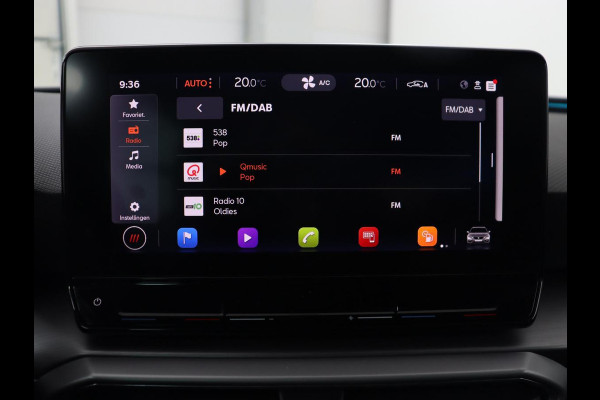 Seat Leon 1.5 TSI FR Launch Edition | Trekhaak | Adaptive cruise | Sfeerverlichting | Carplay | Navigatie | Full LED | 18'' | Parkeerhulp | Climate control | Sportstoelen | Bluetooth