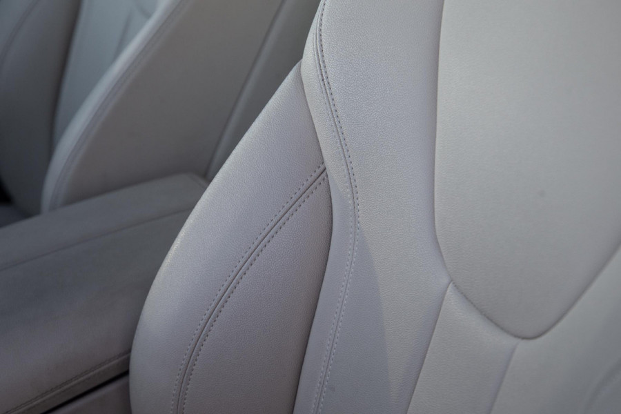 BMW X5 xDrive45e Executive LEER / DEALER ONDERHOUDEN / LUCHTVERING / CARPLAY / CAMERA