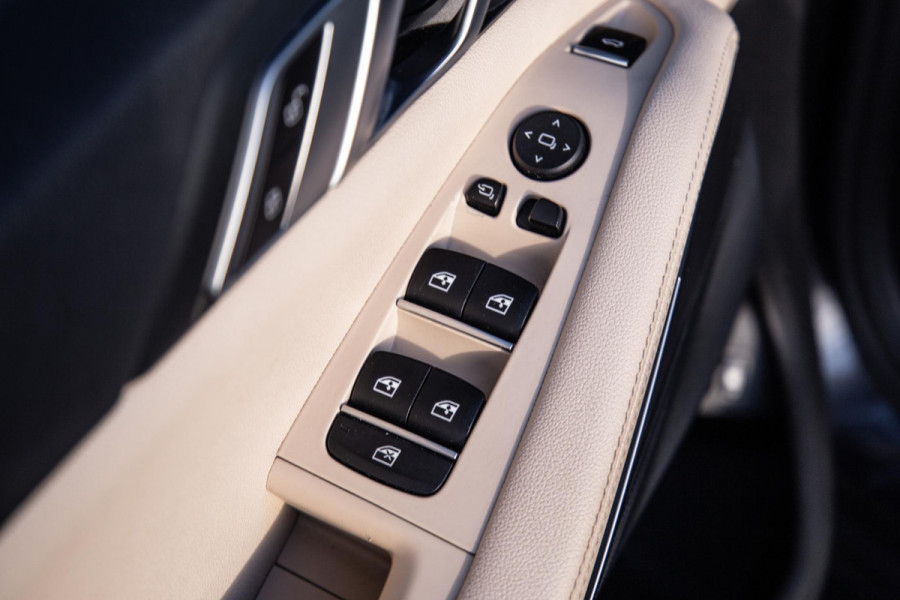 BMW X5 xDrive45e Executive LEER / DEALER ONDERHOUDEN / LUCHTVERING / CARPLAY / CAMERA