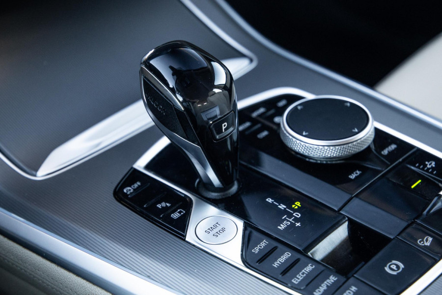 BMW X5 xDrive45e Executive LEER / DEALER ONDERHOUDEN / LUCHTVERING / CARPLAY / CAMERA