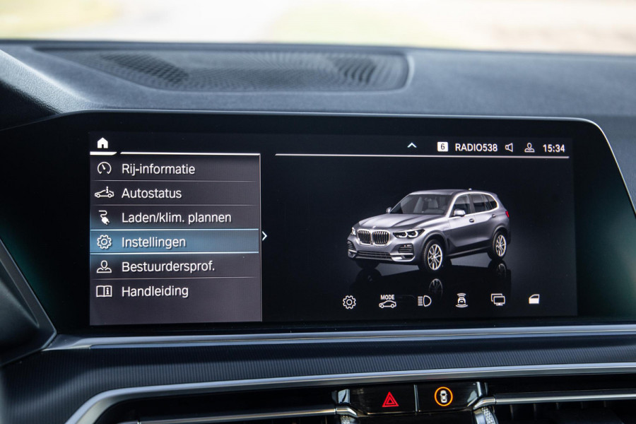 BMW X5 xDrive45e Executive LEER / DEALER ONDERHOUDEN / LUCHTVERING / CARPLAY / CAMERA