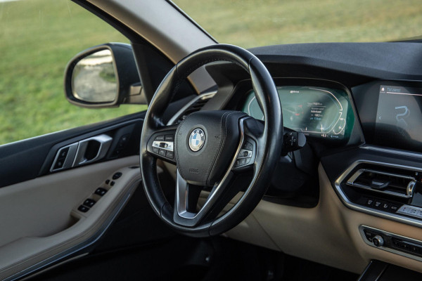 BMW X5 xDrive45e Executive LEER / DEALER ONDERHOUDEN / LUCHTVERING / CARPLAY / CAMERA