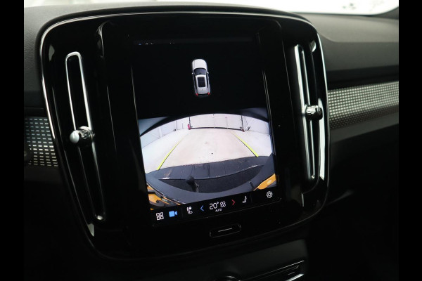 Volvo XC40 Recharge Plus | Trekhaak | Stoel & stuurverwarming | Warmtepomp | Adaptive cruise | Carplay | Navigatie | Camera | Leder/Alcantara | Full LED | DAB | Standkachel | Bluetooth | Climate control