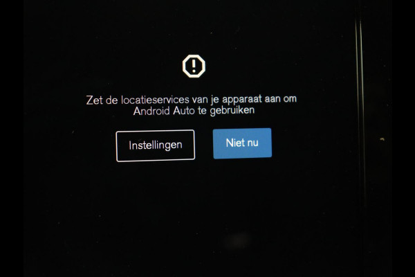 Volvo XC40 Recharge Plus | Trekhaak | Stoel & stuurverwarming | Warmtepomp | Adaptive cruise | Carplay | Navigatie | Camera | Leder/Alcantara | Full LED | DAB | Standkachel | Bluetooth | Climate control