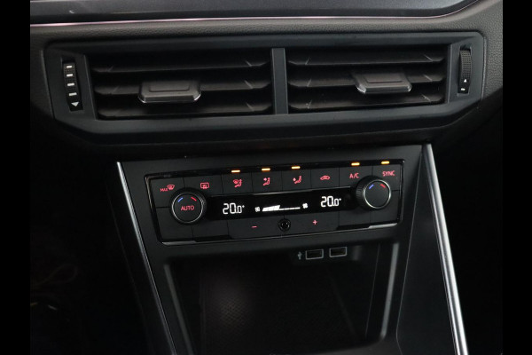 Volkswagen Polo 1.0 TSI Highline | Automaat | Camera | Virtual Cockpit | Keyless | Full LED | Climate control | Adaptive cruise | Navigatie | Side Assist | Regen-/lichtsensor | Parkeerhulp