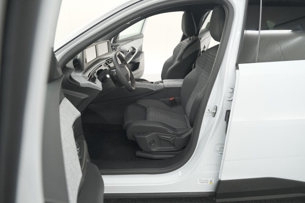 Peugeot 3008 136 Hybrid e-DCS6 Allure | Stoelverwarming | Camera | Apple Carplay