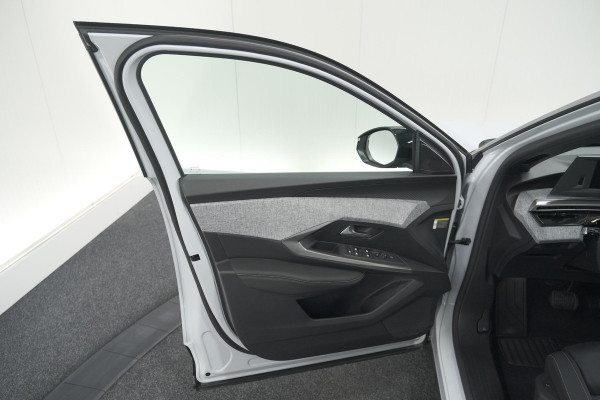 Peugeot 3008 136 Hybrid e-DCS6 Allure | Stoelverwarming | Camera | Apple Carplay