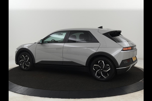 Hyundai IONIQ 5 Connect 73kWh | Trekhaak | Stoel & stuurverwarming | Half leder | Adaptive cruise | Carplay | 19'' | Keyless | Camera | Navigatie | Vehicle-to-load | Parkeerhulp