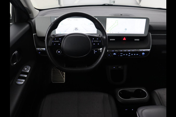 Hyundai IONIQ 5 Connect 73kWh | Trekhaak | Stoel & stuurverwarming | Half leder | Adaptive cruise | Carplay | 19'' | Keyless | Camera | Navigatie | Vehicle-to-load | Parkeerhulp