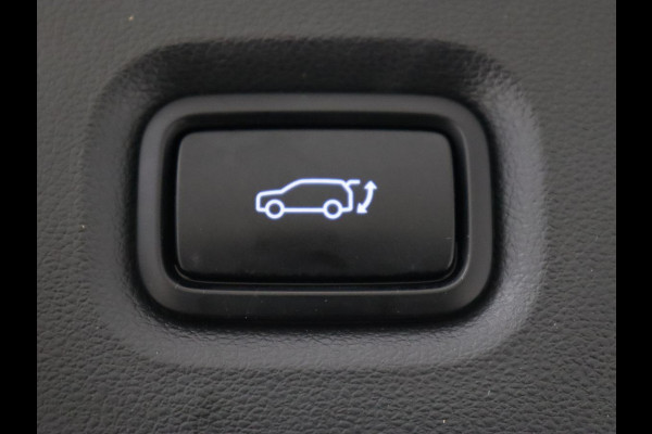 Hyundai IONIQ 5 Connect 73kWh | Trekhaak | Stoel & stuurverwarming | Half leder | Adaptive cruise | Carplay | 19'' | Keyless | Camera | Navigatie | Vehicle-to-load | Parkeerhulp