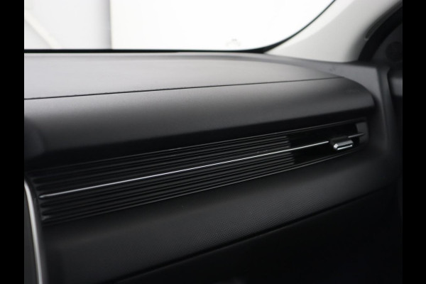 Hyundai IONIQ 5 Connect 73kWh | Trekhaak | Stoel & stuurverwarming | Half leder | Adaptive cruise | Carplay | 19'' | Keyless | Camera | Navigatie | Vehicle-to-load | Parkeerhulp